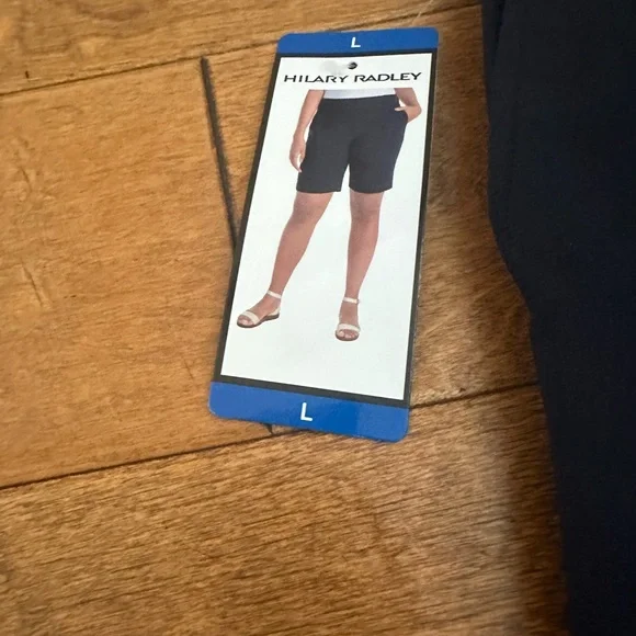 Hilary Radley Mid rise Ladie short - Picture 5 of 6